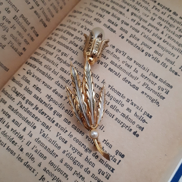 Vintage handmade Spanish damascene gold brooch - Picture 7 of 10